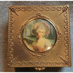 Antique Victorian Trinket Box With Cameo